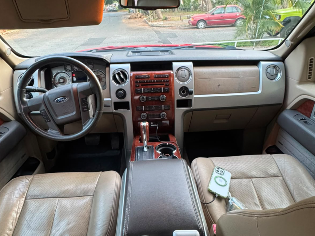 f 150 roja 7